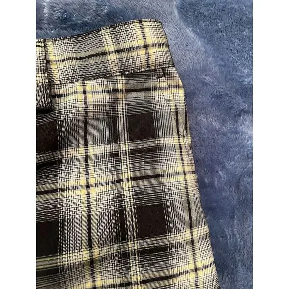 IZOD Men's Plaid Chino Shorts Size 40 Multicolor Casual - Picture 6 of 12
